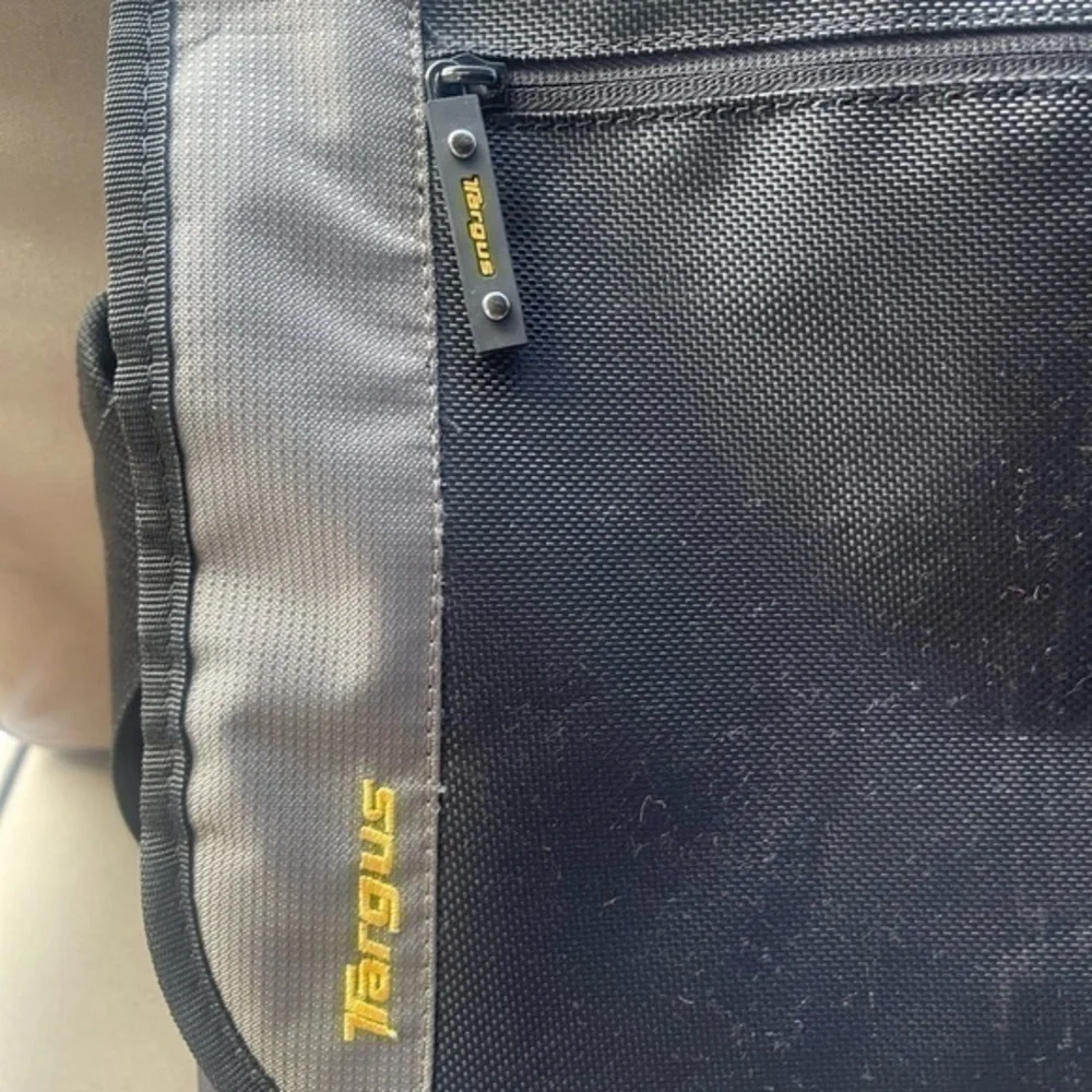 Targus Laptop Bag